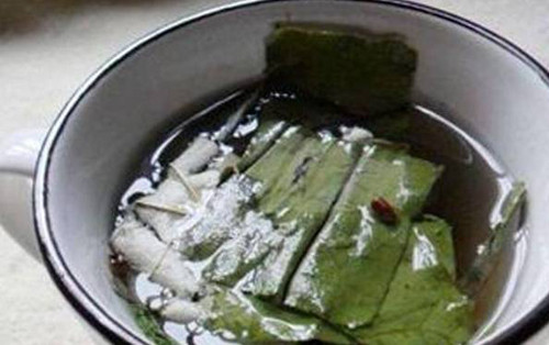 Kinh ngạc loại lá “vua hút mỡ”, mùa hè rất nhiều - Hình 7 Vì sao lá sen được mệnh danh "siêu hút mỡ"? ảnh 7