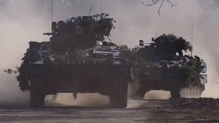 Quan Nga phuc kich tieu diet nhom binh si mac quan phuc NATO-Hinh-10