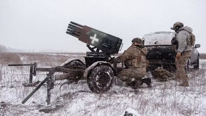 Bom UMPK tieu diet chi huy Lu doan Khyzhak cua Ukraine-Hinh-8