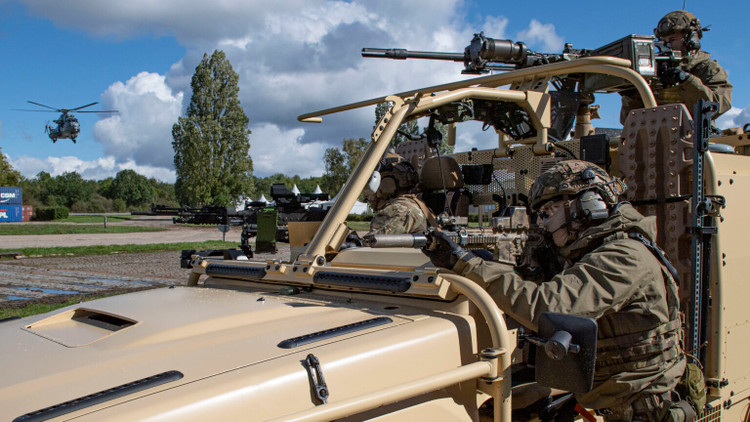 Luc luong dac nhiem Phap xuat hien o khu vuc mat tran Kursk-Hinh-8