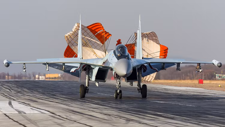 So huu Su-35, Iran san sang lat nguoc the co o Trung Dong-Hinh-6