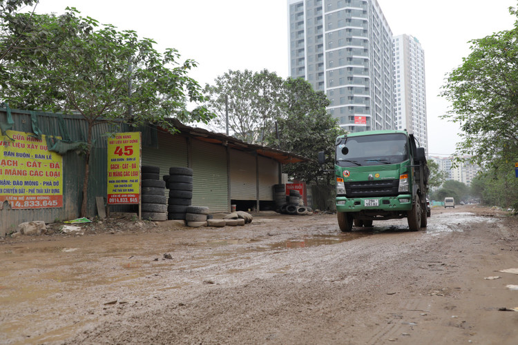 Ha Noi: Can canh con duong “dau kho” mai chua thoat kho-Hinh-9