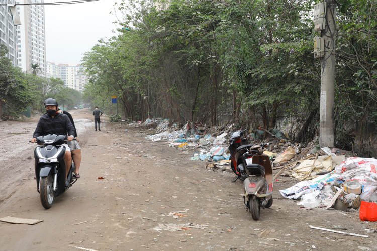 Ha Noi: Can canh con duong “dau kho” mai chua thoat kho-Hinh-8