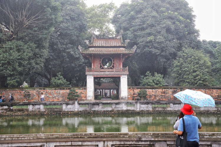 Can canh Khue Van Cac o Van Mieu - Quoc Tu Giam xuong cap nghiem trong-Hinh-10