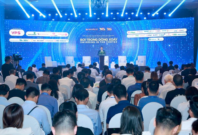 TS. Le Xuan Nghia: Kinh te Viet Nam dang o day chu U, bat dau phuc hoi nhe-Hinh-2