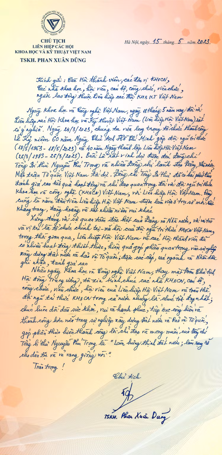 Chu tich VUSTA Phan Xuan Dung chuc mung Ngay Khoa hoc Cong nghe Viet Nam