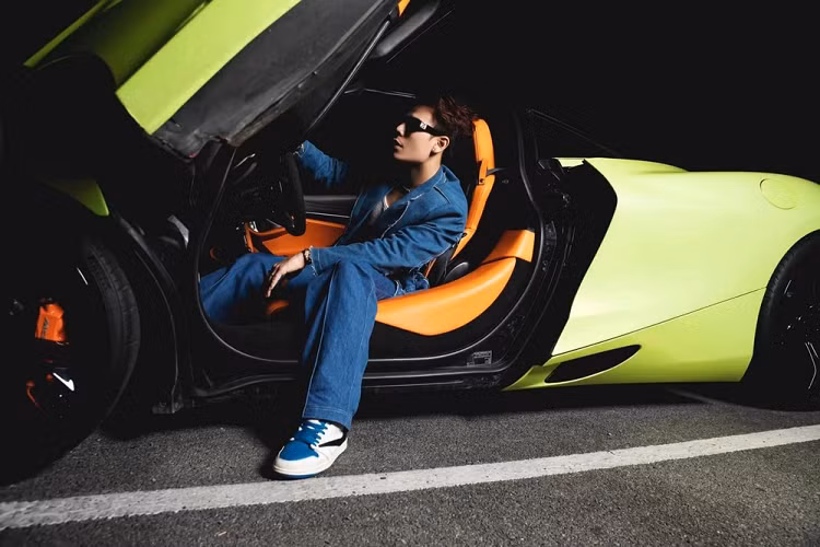 “Quý ông tia chớp” cưỡi McLaren 720S hơn 20 tỷ mừng Midu ra phim mới - Hình 4 “Quy ong tia chop” cuoi McLaren 720S hon 20 ty mung Midu ra phim moi-Hinh-4