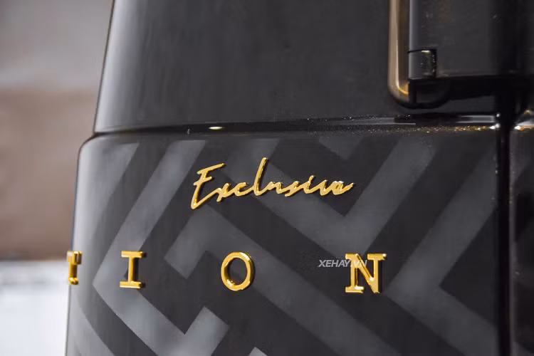 Dan choi Viet Nam dat 12 luong vang 24K len Mercedes-AMG G63-Hinh-5