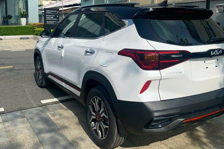 Can canh Kia Seltos X-Line tai Viet Nam, re hon 