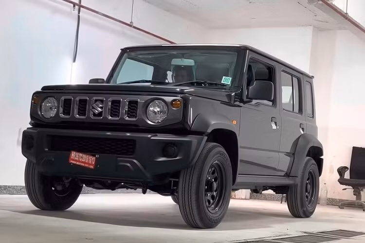 Suzuki Jimny 5 cua so san gia 362 trieu dong, trang bi nhung gi?-Hinh-6