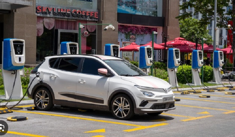 Viet Nam lot top quoc gia co chi phi sac oto dien re nhat