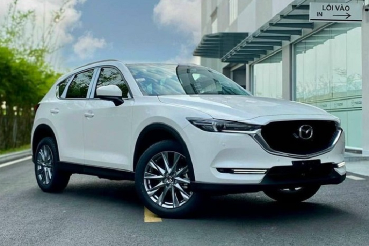 Mazda CX-5 - “con ga de trung vang” chua chac se co the he moi?-Hinh-4