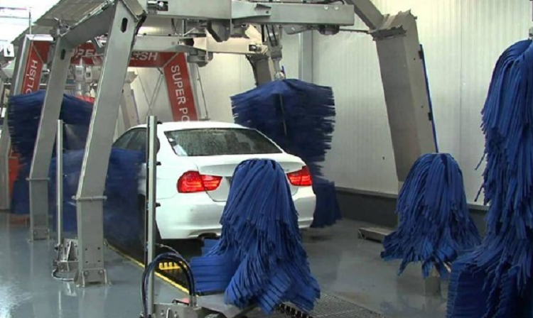 Rua xe oto dien the nao de tranh bi “tien mat tat mang“?-Hinh-2