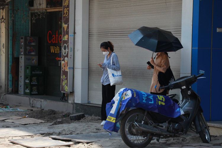 Can canh con duong khong bong cay, nong nhat Thu do-Hinh-7