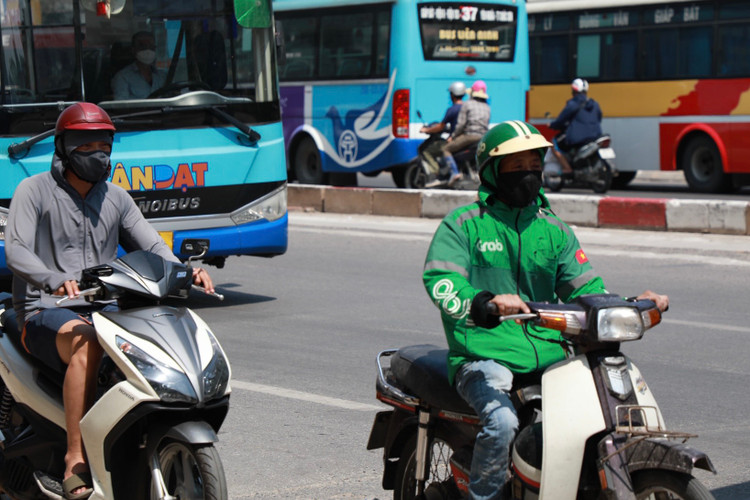 Can canh con duong khong bong cay, nong nhat Thu do-Hinh-5