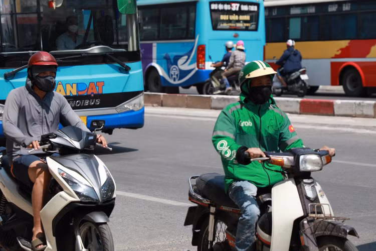 Can canh con duong khong bong cay, nong nhat Thu do-Hinh-5