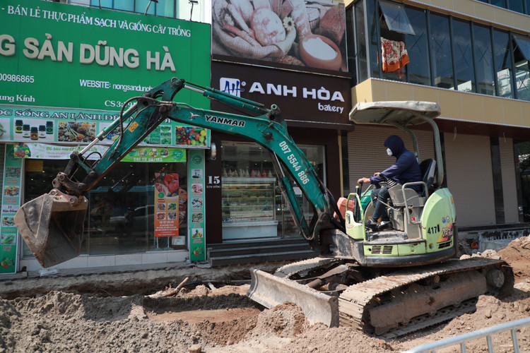 Can canh con duong khong bong cay, nong nhat Thu do-Hinh-9
