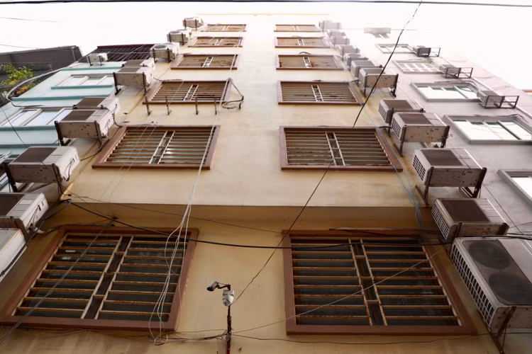 Ha Noi: Hiem hoa tu hang van cuc nong dieu hoa phoi nang, mua-Hinh-9