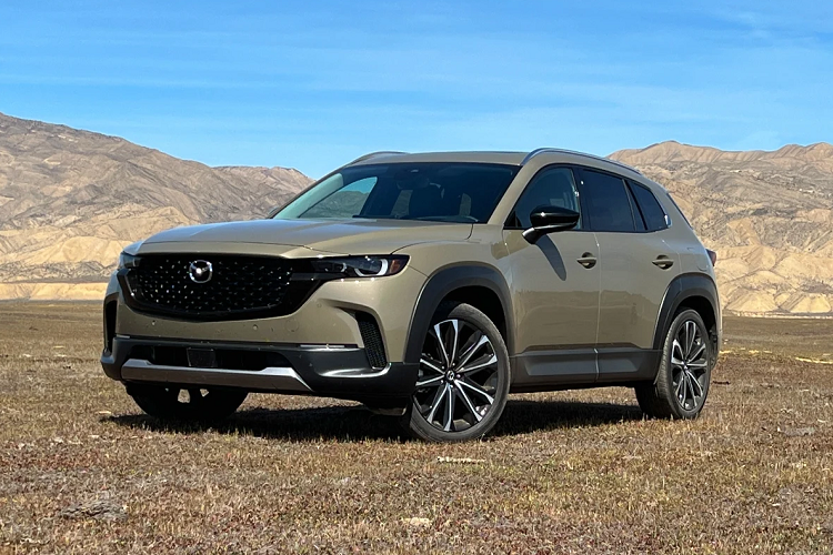 Mazda CX-50 2023 vừa chào hàng thị trường tỷ dân có gì? - Hình 13 Mazda CX-50 2023 vua chao hang thi truong ty dan co gi?-Hinh-13