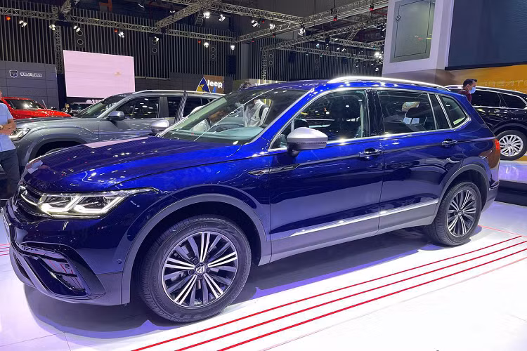Can canh Volkswagen Tiguan 2022 hon 1,9 ty tai Viet Nam-Hinh-4