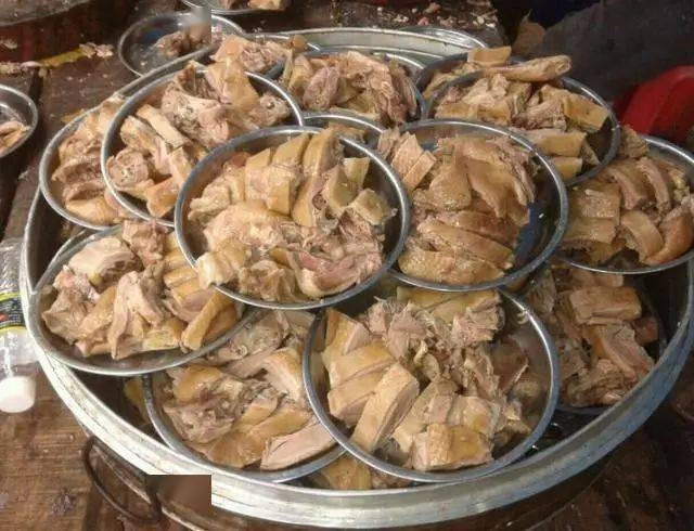 Mời tiệc nhưng cả làng không đến, nguyên nhân ai cũng đồng tình - Hình 11 Moi tiec nhung ca lang khong den, nguyen nhan ai cung dong tinh-Hinh-11