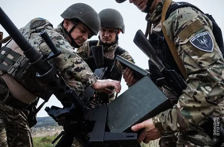 Quan doi Nga thu nhieu vu khi phuong Tay sau khi chiem Ugledar