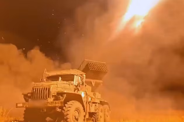 Linh Azov cua Ukraine su dung chien thuat moi o thanh pho Toretsk-Hinh-15