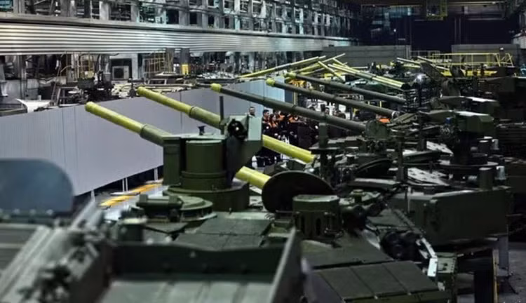 Cong nghe xe tang Duc roi vao tay Moscow, phuong Tay hoang loan-Hinh-4