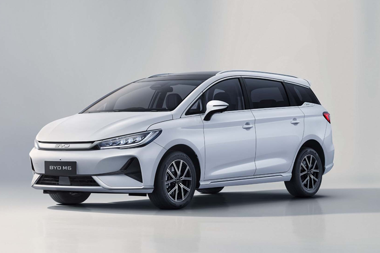 BYD M6 giá 756 triệu tại Việt Nam, đối thủ Toyota Innova Cross - Hình 9 BYD M6 gia 756 trieu tai Viet Nam, doi thu Toyota Innova Cross-Hinh-9