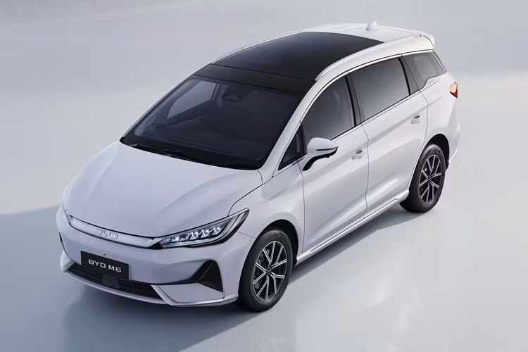 BYD M6 giá 756 triệu tại Việt Nam, đối thủ Toyota Innova Cross - Hình 10 BYD M6 gia 756 trieu tai Viet Nam, doi thu Toyota Innova Cross-Hinh-10