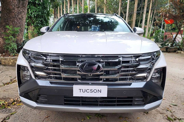 Hyundai Tucson 2025 ban re nhat da xuat hien tai dai ly Viet-Hinh-2