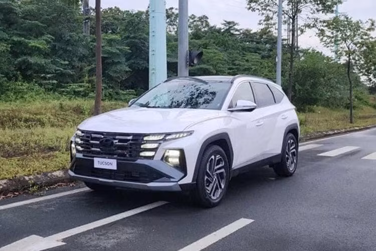 Hyundai Tucson 2025 ban re nhat da xuat hien tai dai ly Viet-Hinh-9