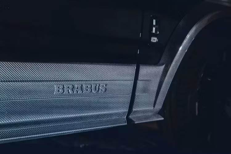 Rolls-Royce Cullinan được Brabus dao kéo "đẹp" như Toyota Century - Hình 6 Rolls-Royce Cullinan duoc Brabus dao keo