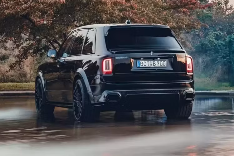 Rolls-Royce Cullinan được Brabus dao kéo "đẹp" như Toyota Century - Hình 3 Rolls-Royce Cullinan duoc Brabus dao keo