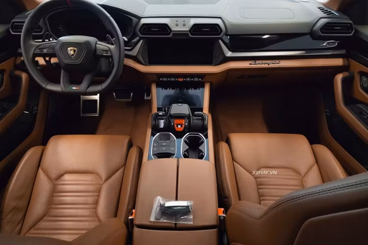 Cận cảnh siêu SUV Lamborghini Urus SE giá 15,6 tỷ tại Việt Nam - Hình 5 Can canh sieu SUV Lamborghini Urus SE gia 15,6 ty tai Viet Nam-Hinh-5
