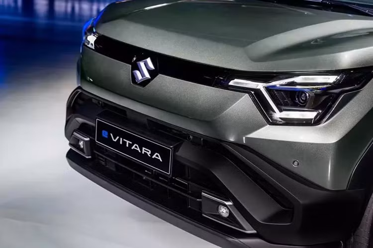 Can canh Suzuki e Vitara 2025 moi, khoi diem 602 trieu dong-Hinh-3