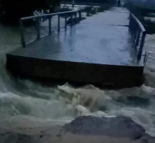 Nghe An: Hang ngan ngoi nha ngap trong bien nuoc ​-Hinh-5