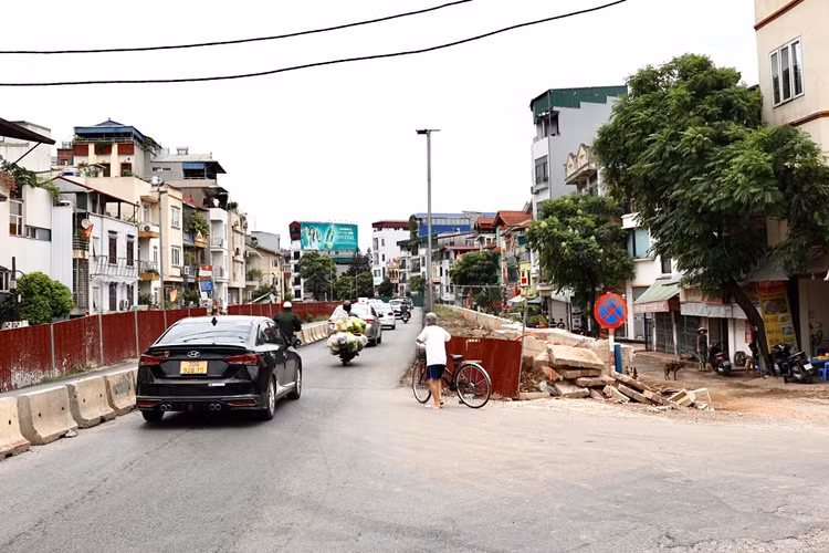 Ha Noi: Da vao mua mua lu, de huu Hong van cham tien do