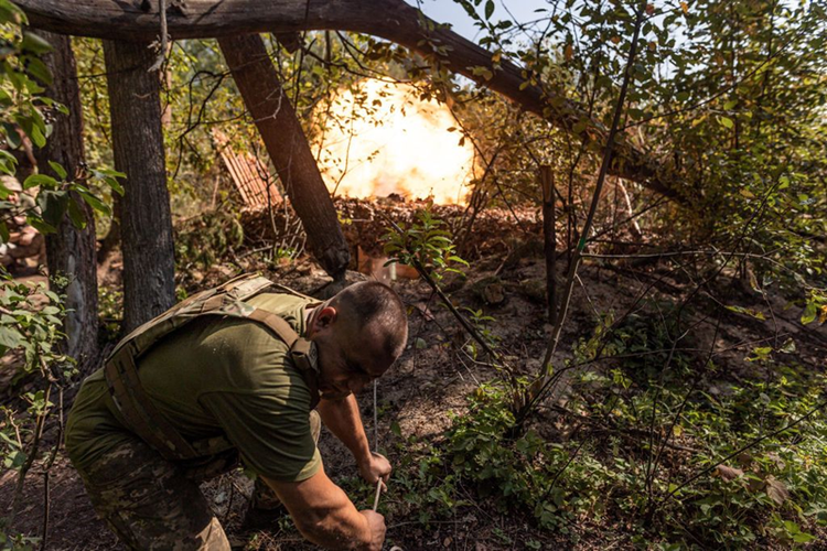 5 lữ đoàn Ukraine phản công chớp nhoáng, quân Nga đồng loạt tập kích - Hình 13 5 lu doan Ukraine phan cong chop nhoang, quan Nga dong loat tap kich-Hinh-13