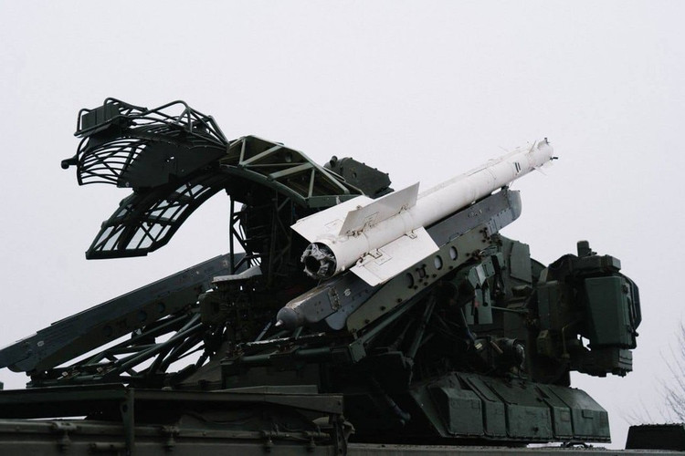 Ukraine nhan to hop phong khong Osa nang cap tu... to chuc tu thien-Hinh-3