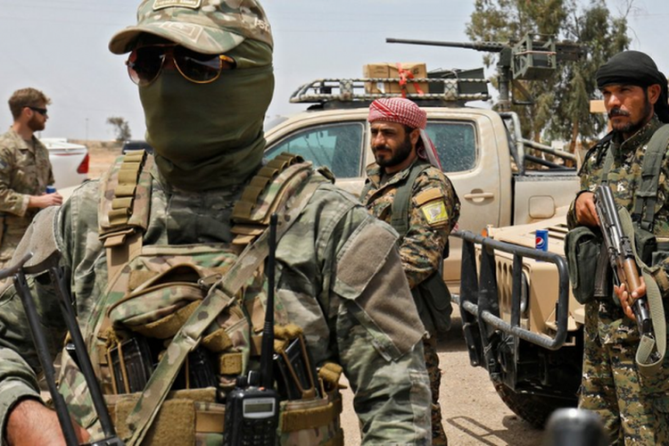 Phiến quân HTS tấn công thành phố Homs, đe dọa trực tiếp Damascus Phien quan HTS tan cong thanh pho Homs, de doa truc tiep Damascus