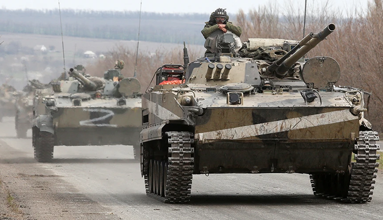 Nga bao vây 3 phía Pokrovsk, lính Ukraine hoảng loạn bỏ chạy - Hình 9 Nga bao vay 3 phia Pokrovsk, linh Ukraine hoang loan bo chay-Hinh-9