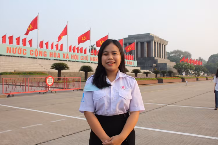 Xuc dong le chao co o Quang truong Ba Dinh nhan ky niem sinh nhat Bac-Hinh-9