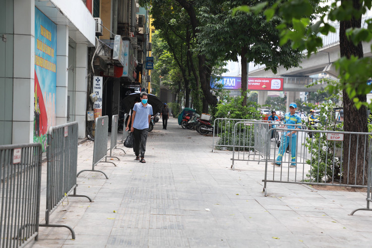 Muon kieu rao chan, bao ve via he o Ha Noi-Hinh-4