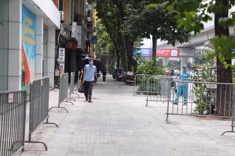 Muon kieu rao chan, bao ve via he o Ha Noi-Hinh-4