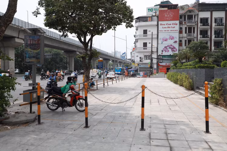 Muon kieu rao chan, bao ve via he o Ha Noi-Hinh-11