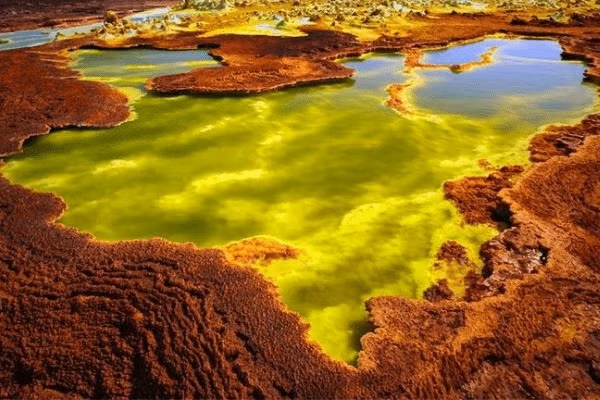 Kinh ngac su song noi “Cong dia nguc” khac nghiet nhat Trai Dat-Hinh-4