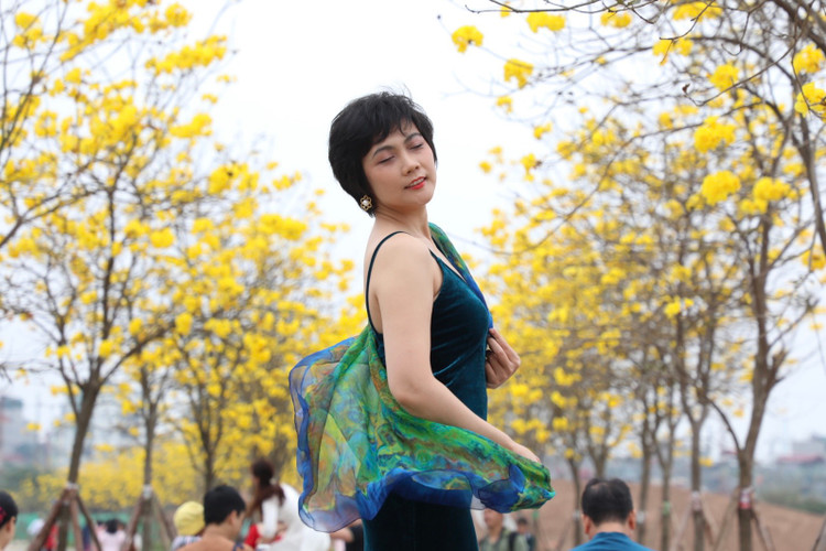 Duong hoa phong linh dep tua troi Au giua long Ha Noi-Hinh-8