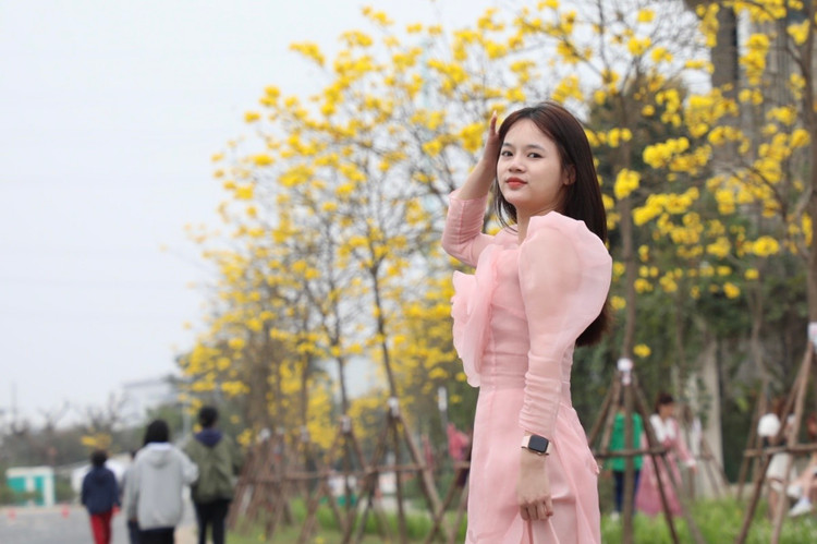 Duong hoa phong linh dep tua troi Au giua long Ha Noi-Hinh-7