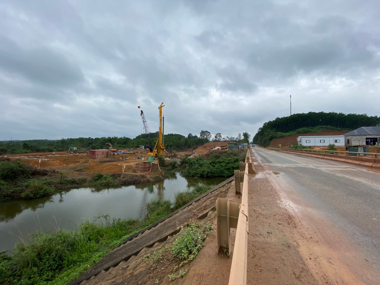 Cao tốc Vạn Ninh - Cam Lộ ra sao sau lễ khởi công? - Hình 6 Cao toc Van Ninh - Cam Lo ra sao sau le khoi cong?-Hinh-6